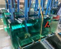 Zakázkové OEM skleněné sprchové dveře