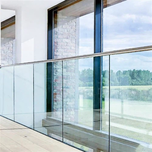 Bezrámové skleněné zábradlí