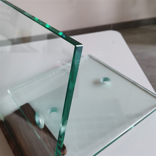 10mm Padel Court Glass