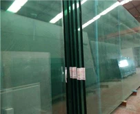 Vysoce kvalitní čiré plavené sklo